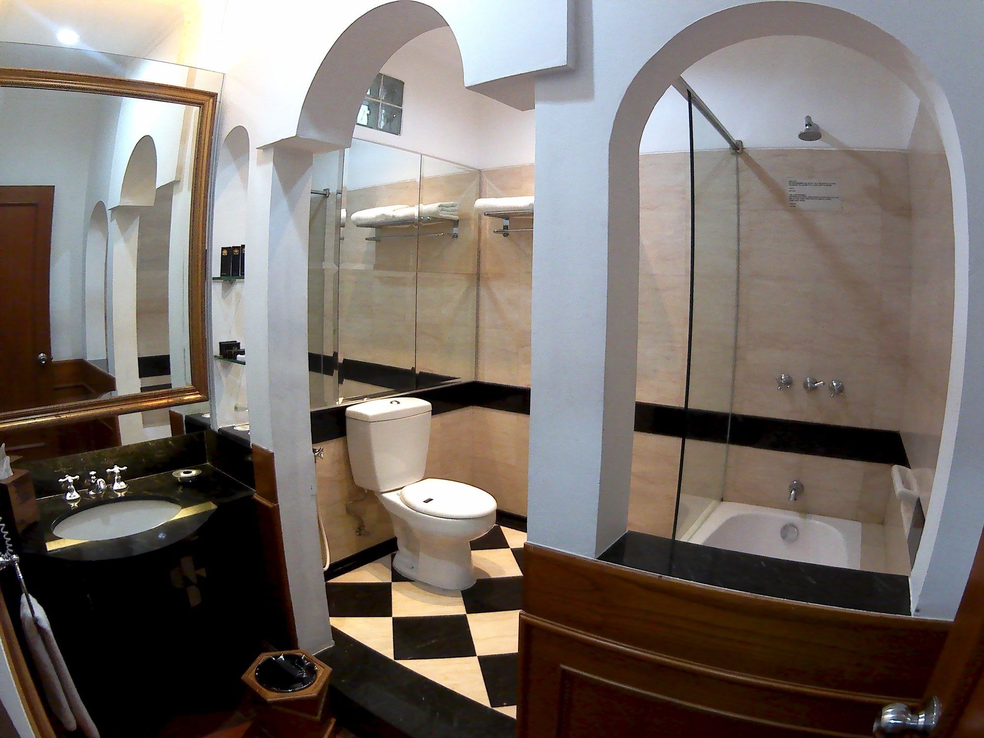 Geulis Boutique Hotel Bandung Kültér fotó