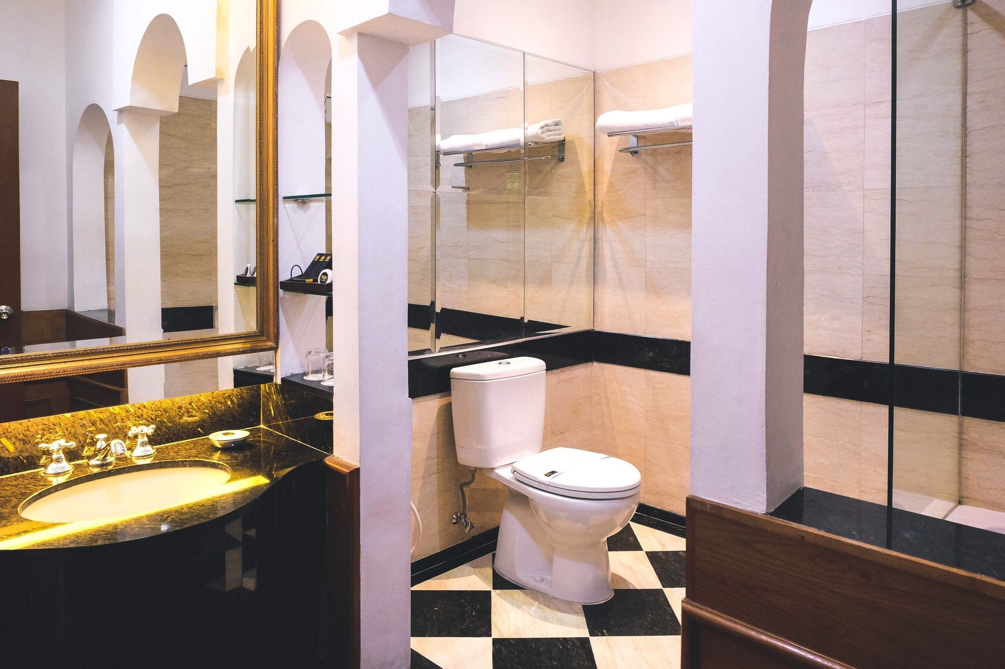 Geulis Boutique Hotel Bandung Kültér fotó